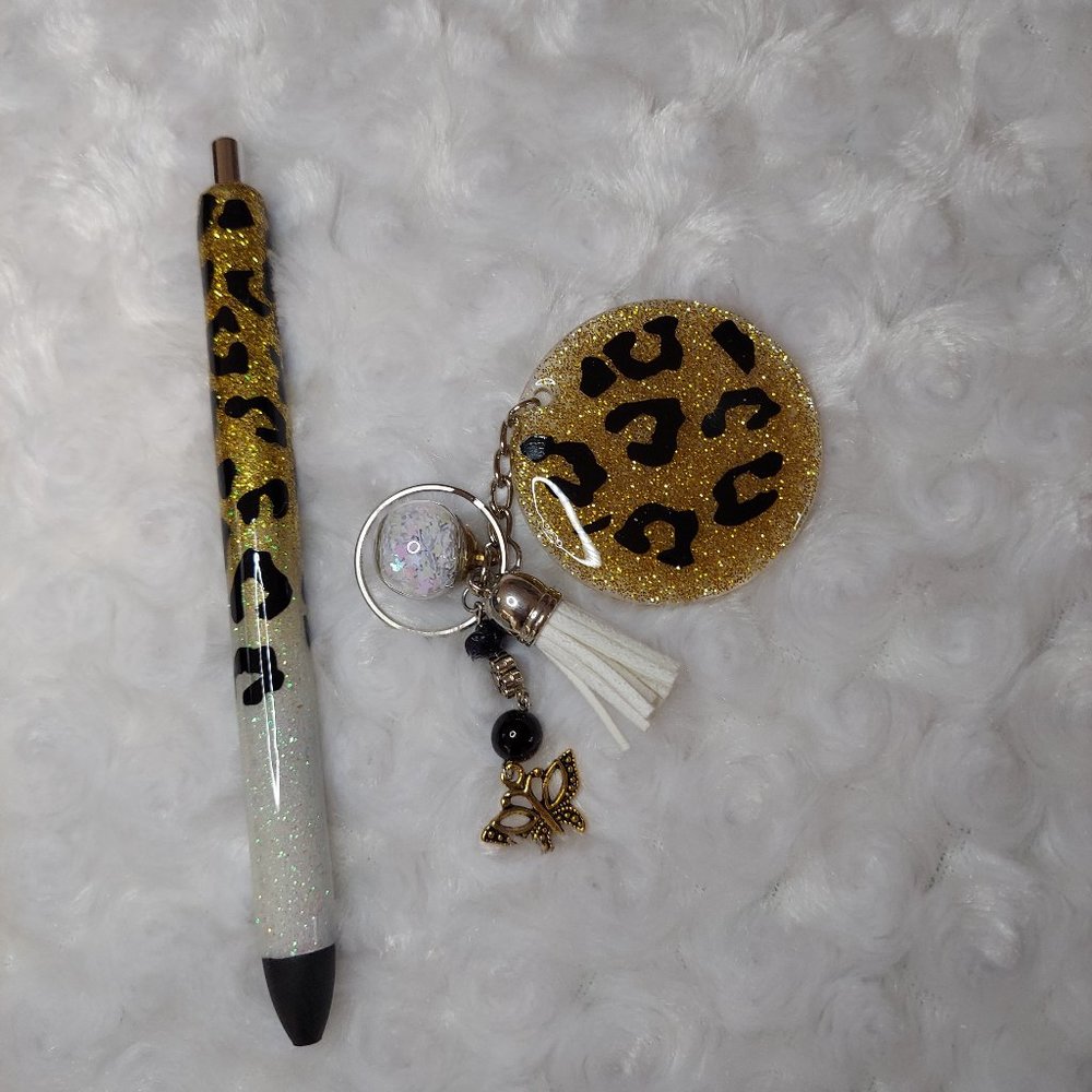 Leopard Glitter pen and key chain set